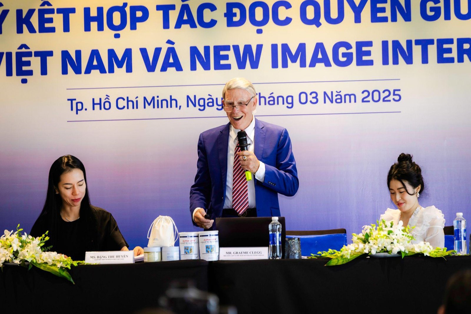Seacret Việt Nam Chính Thức Phân Phối Độc Quyền Sản Phẩm New Image tại Việt Nam - Hakichi 1 Chu tich cua New Image
