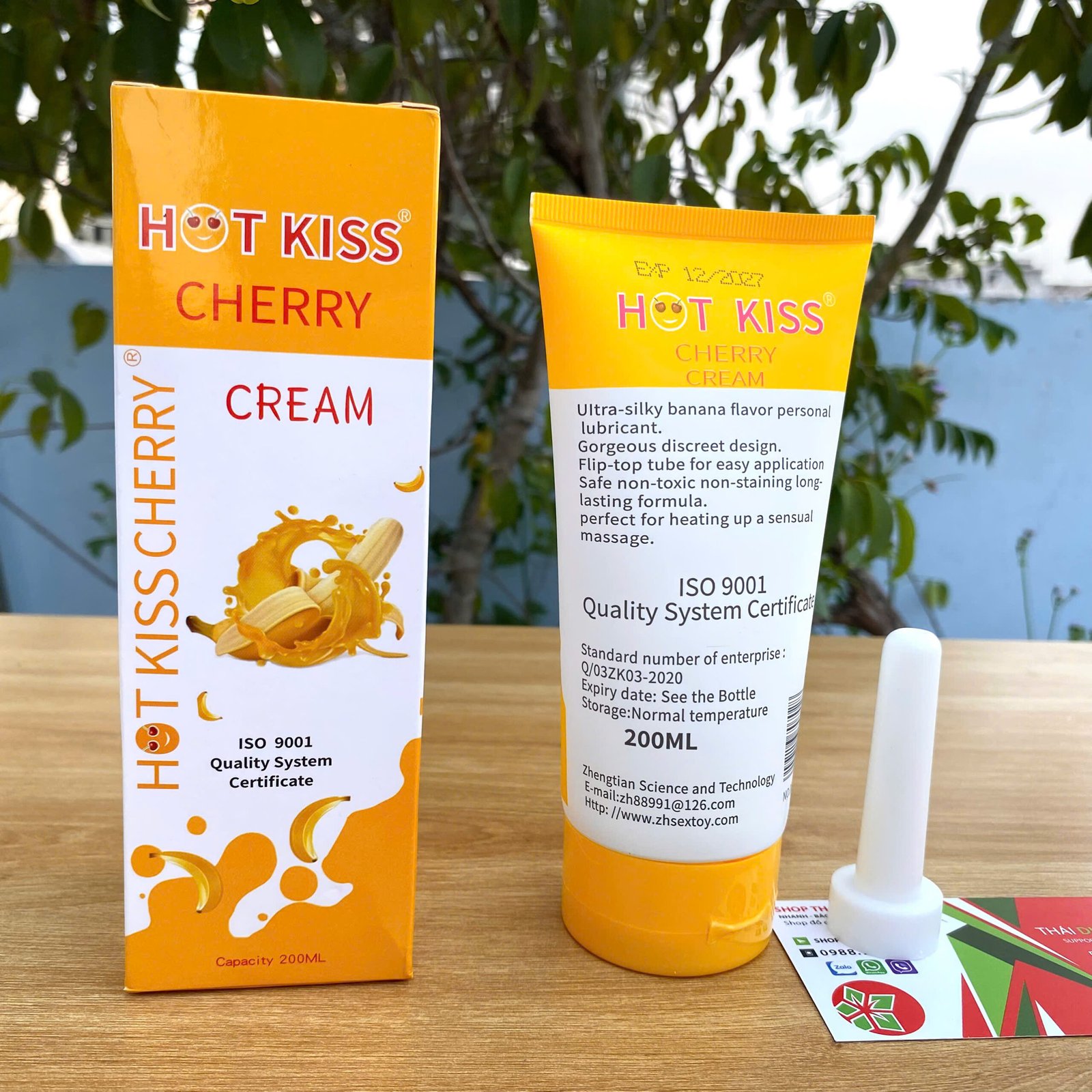 Gel Bôi Trơn Hương Chuối Hot Kiss Chery BANANA 200ml