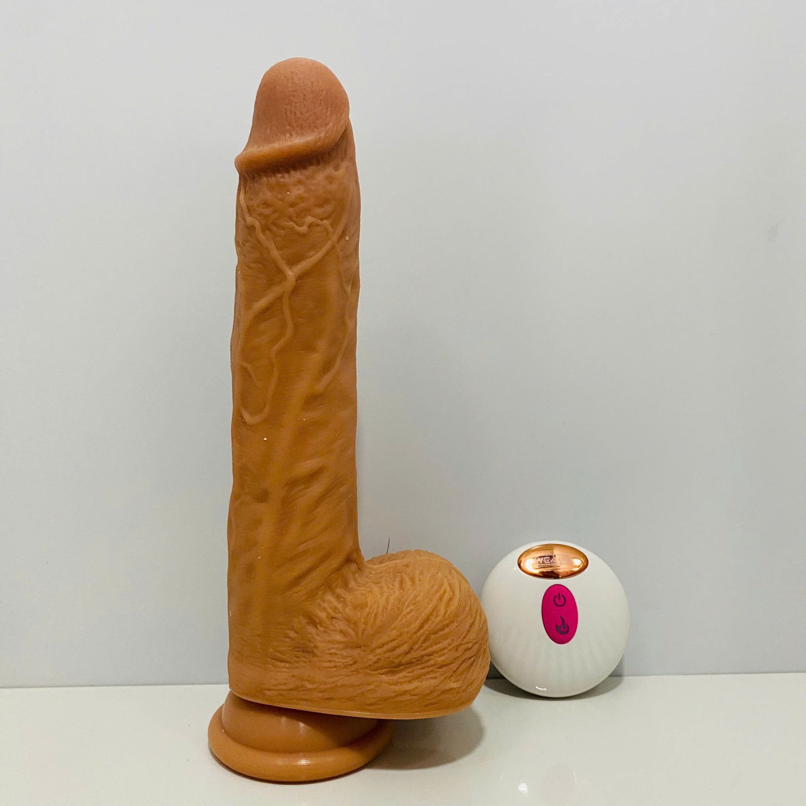 Dương Vật Giả Real Dildo Điều Khiển Từ Xa - Gắn Tường, Rung Thụt Tỏa Nhiệt, Công Nghệ Hiện Đại - Hakichi 3 z6454198764477 d61a8dd567e5c819cf6a8fb6a4a90801 1784282427 2863 scaled