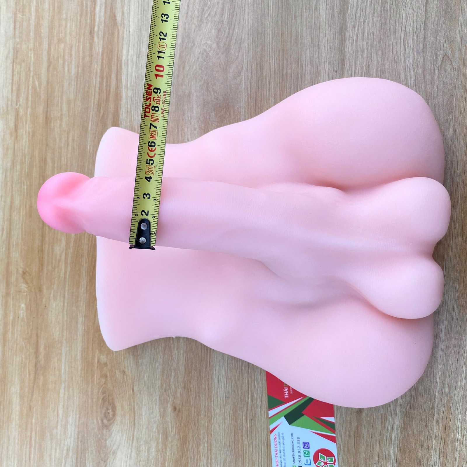 Dương Vật Giả Hít Tường Silicon Nguyên Khối 2,5kg Cho Nữ